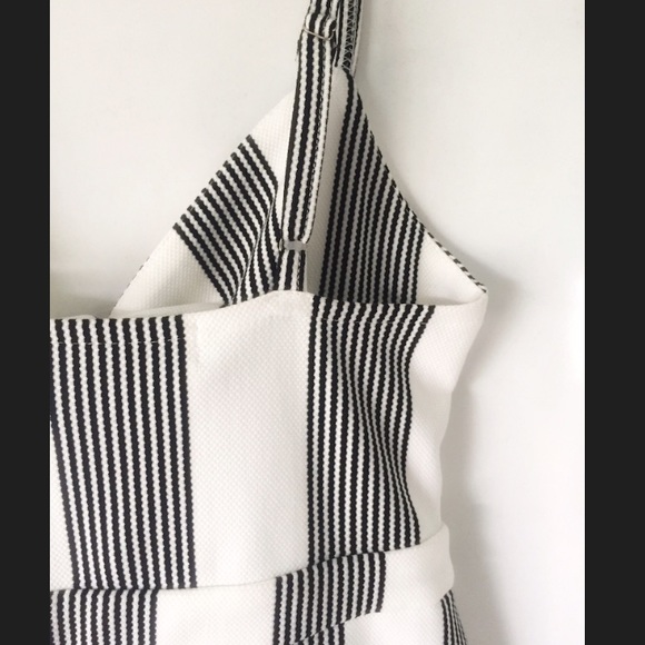 NWOT Bishop and Young Tie Top Dress - Picture 5 of 8